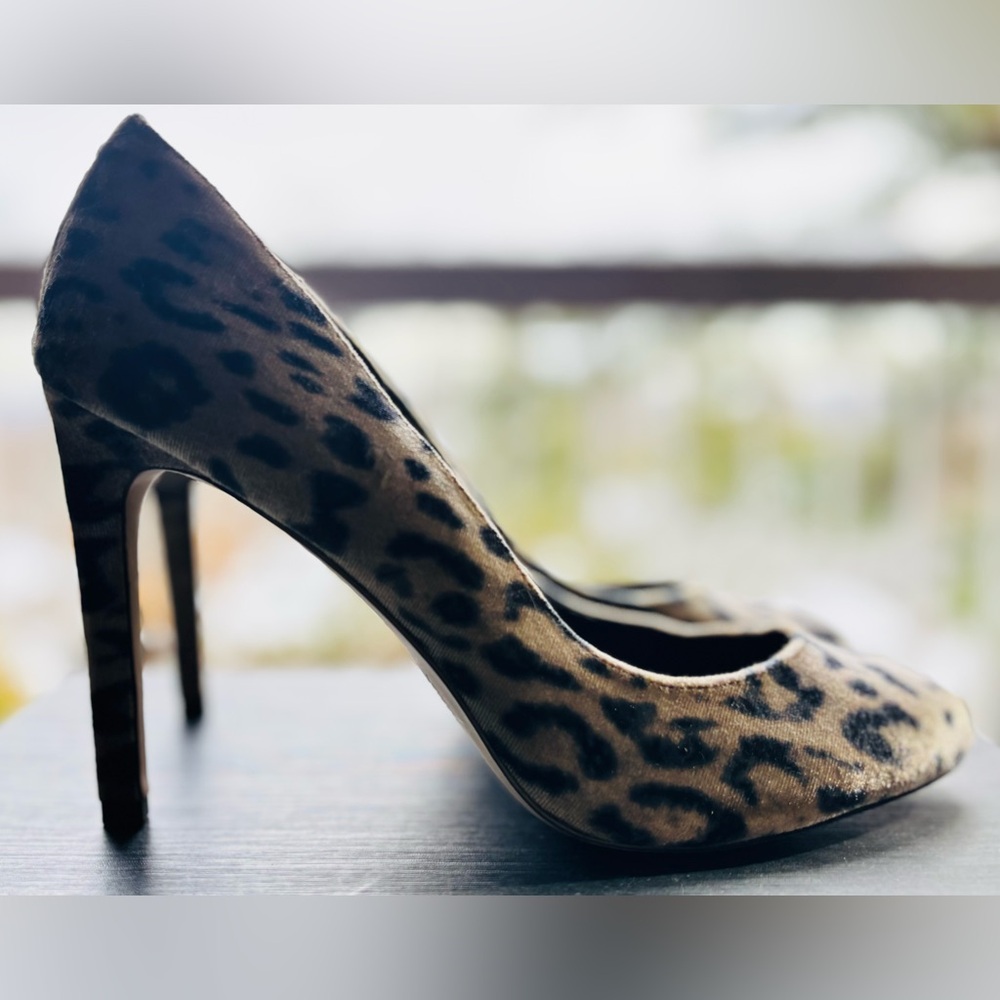 BCBGeneration Animal Print Stiletto Pump
Size 10B (medium width) - Picture 3 of 11